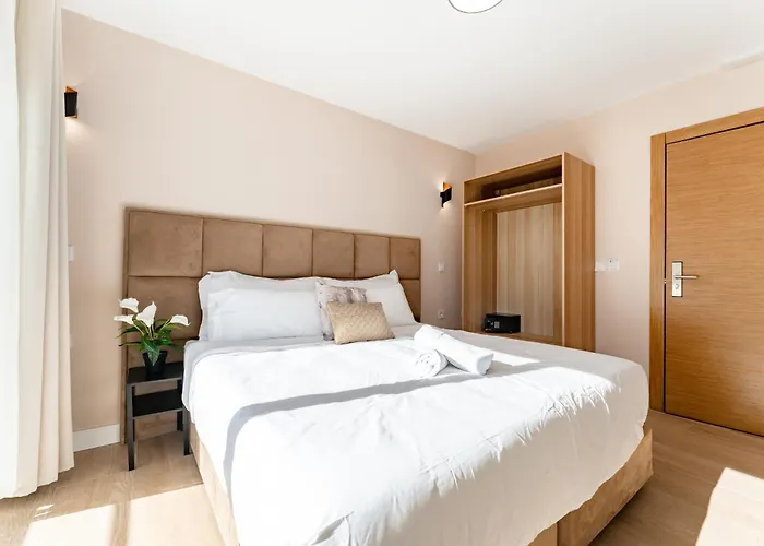 Blanca Maris فوينخيرولا